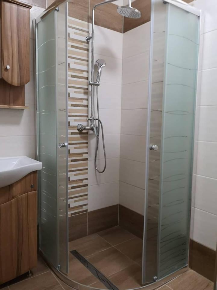 Kék Lagúna Panzió Dombrad Exterior foto